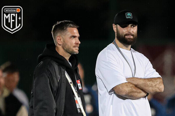    Дмитрий Кортава и глава МФЛ Николай Осипов / Из личного архива Дмитрия Кортавы