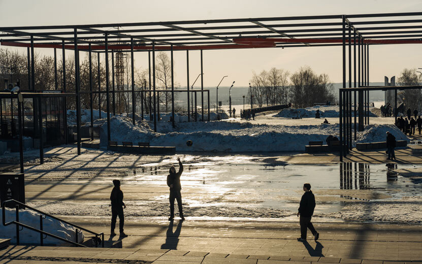  Снег в Ижевске начал таять только в конце марта. Фото: Мария Бакланова