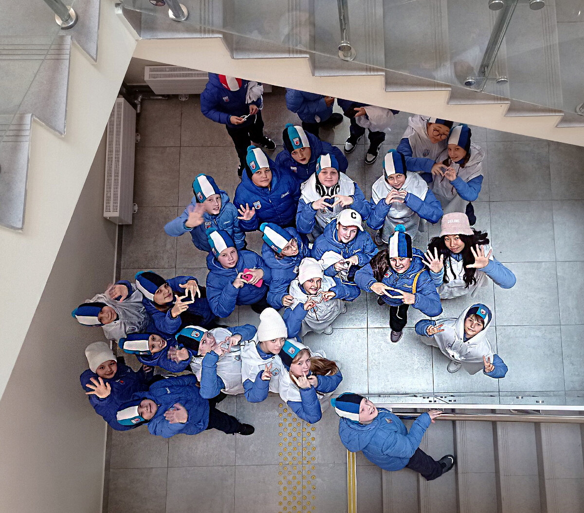 Мы все, из разных уголков нашей страны, подружились!