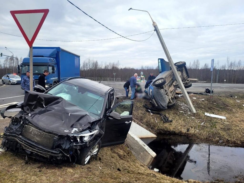 Новорожденный ребенок пострадал в ДТП на трассе «Беларусь» в Краснинском  районе | Информагентство О чем говорит Смоленск | Дзен