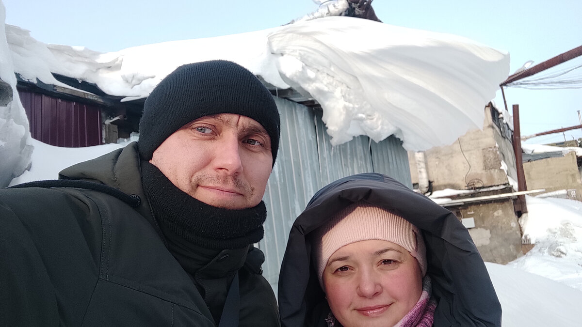 Сугроб на крыше гаража 30.03.24г.