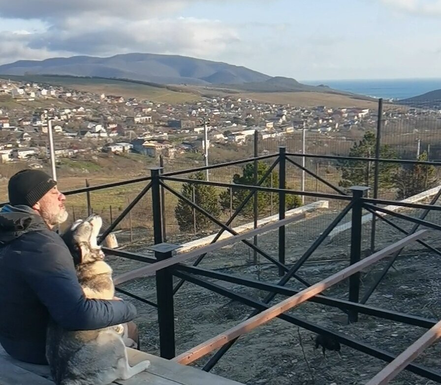 Дом на берегу мечты, скорее пока только фундамент мечты 😉