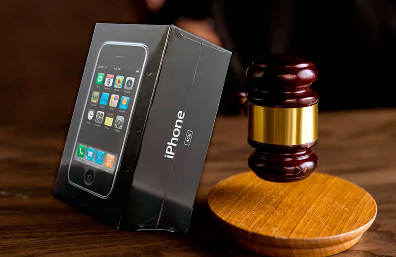 Самый дорогой iPhone – Первый смартфон Apple продан за астрономическую сумму