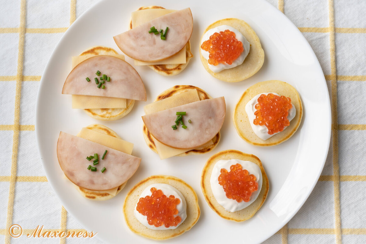 Оладьи «Серебряный доллар» с закусочной начинкой. Американская кухня