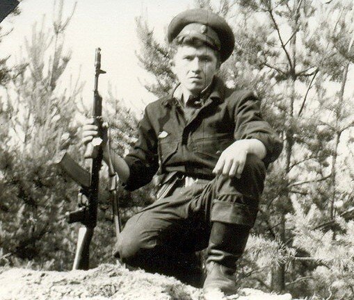 Гв. пр-к Рощин...