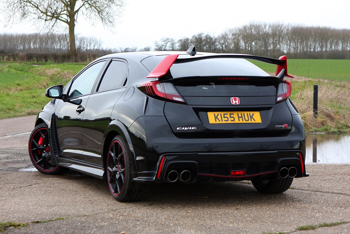 Хонда type r. Honda Type r 2015. Honda Civic Type r 2012. Honda Civic Type r 2015. Хонда Сивик тайп р 2015.