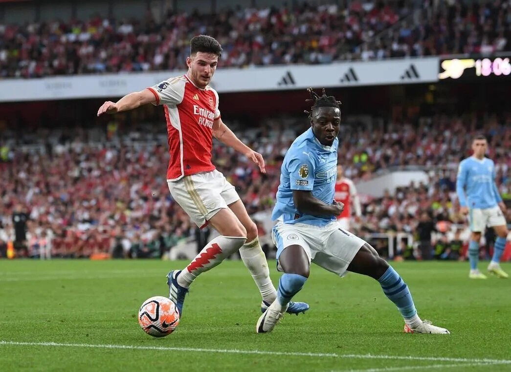 Матч арсенал спортинг. Артета микель арсенал 2023. Манчестер сити арсенал 4:1. Троссар футболист леандро арсенал. Игроки манчестер сити.