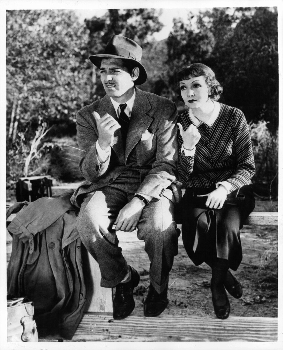 Кларк Гейбл и Клодетт Кольбер в "Это случилось однажды ночью"