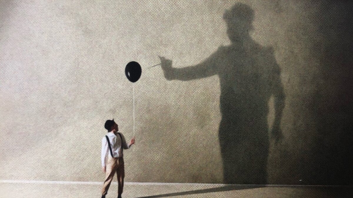 Карта 2 из колоды «Тень на пути». Фото мое 