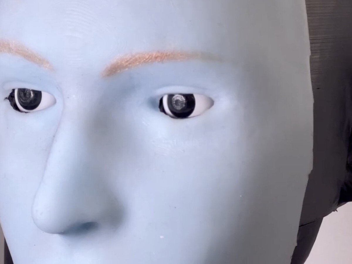    Робот Emo умеет предугадывать и повторять человеческие эмоции [ВИДЕО]