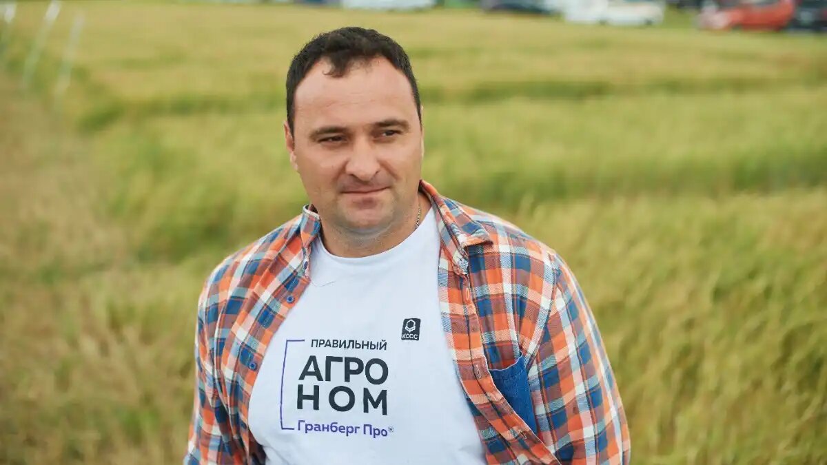  Фото:Кирово-Чепецкая Химическая Компания
Эксперт по защите растений Торгового дома Кирово-Чепецкая Химическая Компания, кандидат сельскохозяйственных наук Николай Рухлевич