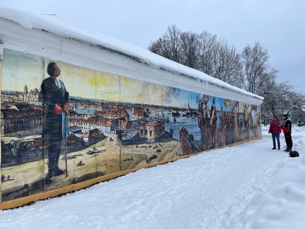 Urbanfresco в городе Кингисеппе. Пётр Первый. Коллаж Олега Лукьянова.