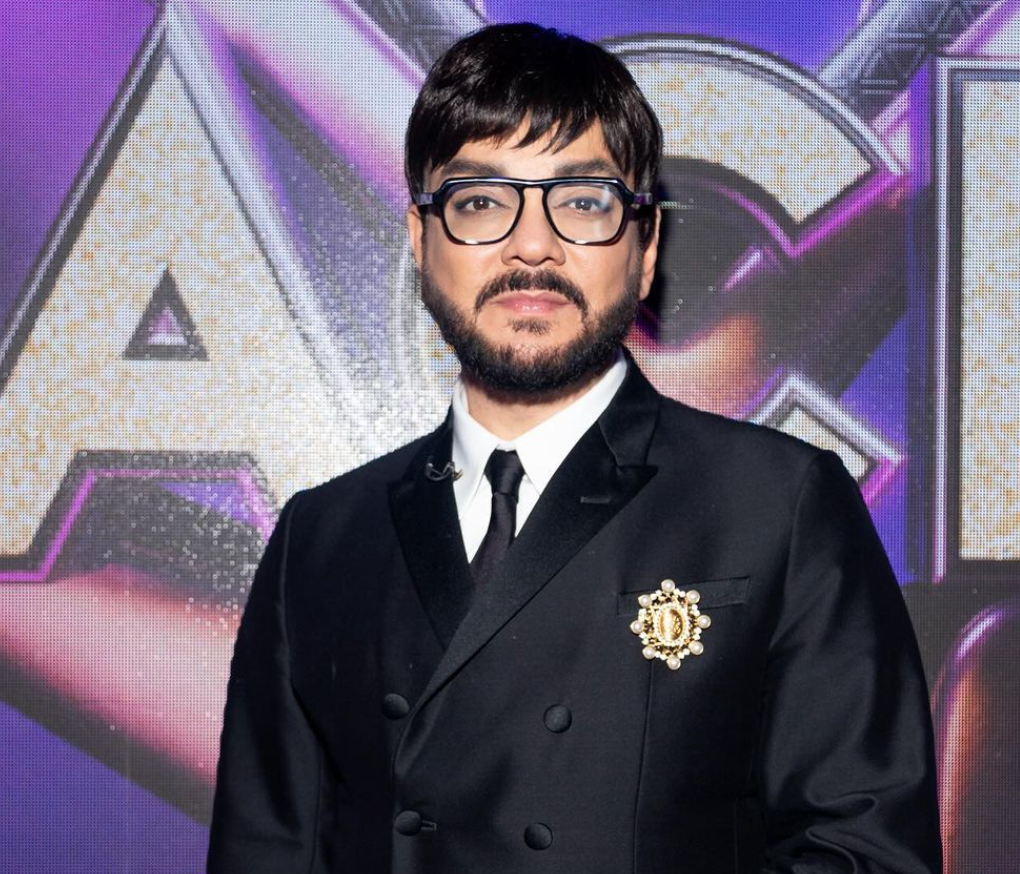 киркоров на донбассе 2024. якуты донбасс. киркоров с автоматом. киркоров на донбассе 2024. шоу филиппа киркорова.