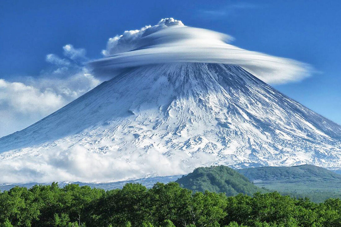 альпинисты на камчатке трагедия. аосхождениемна ключевскую сопку. ключевская сопка маршруты восхождения. ключевская сопка восхождение. камчатский псо.