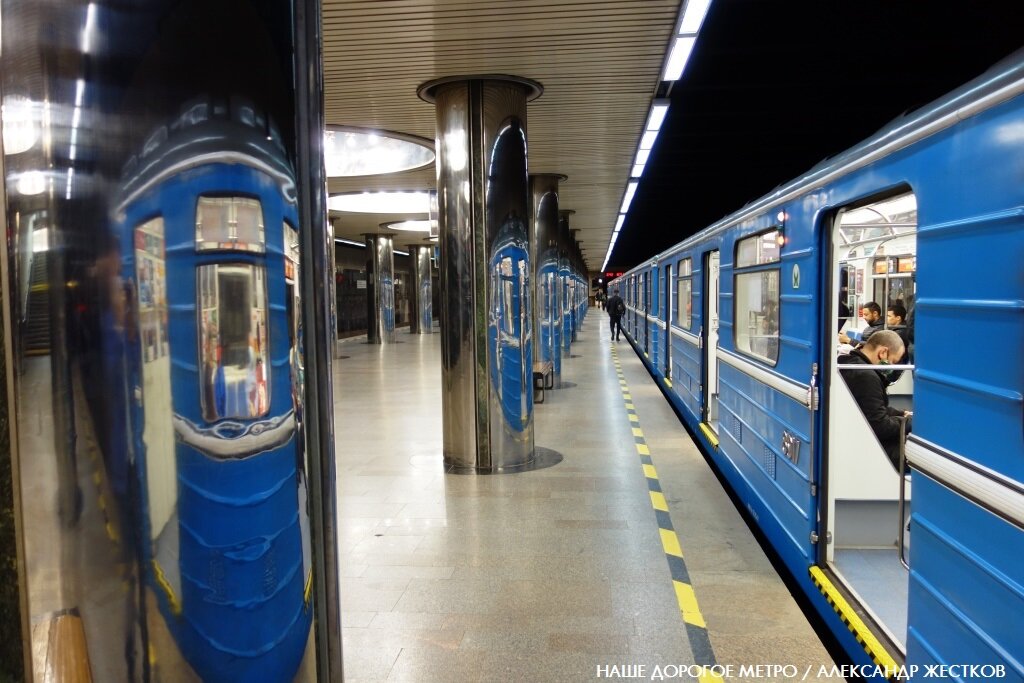 Сейчас для Екатеринбурга метро в порядке вещей, а когда-то чтобы его построить, пришлось применить хитрость. Фото из книги "Наше дорогое метро"