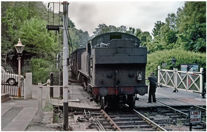 Картинка из свободных источников.  
