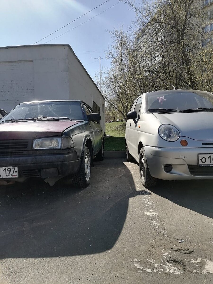 Очень разные машины! Один терпит до последнего, а другая :" ой, а я уже сломалась". Долго привыкала, да и до сих пор забываю , что Матиз, не Москвич 😁