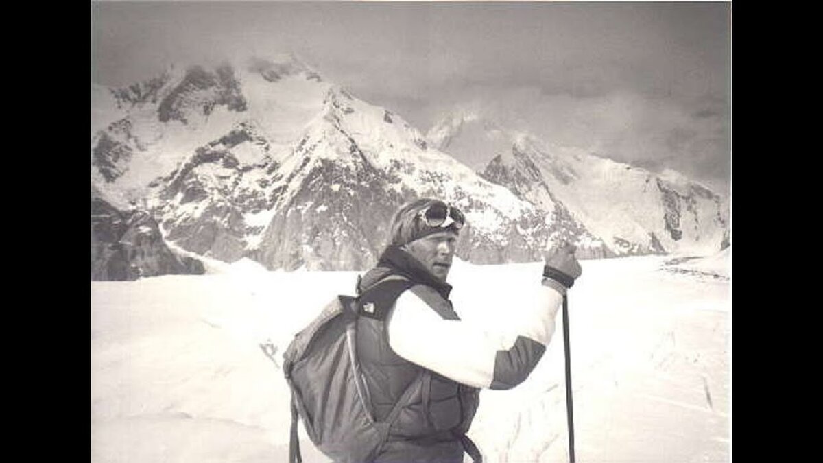 Анатолий Букреев