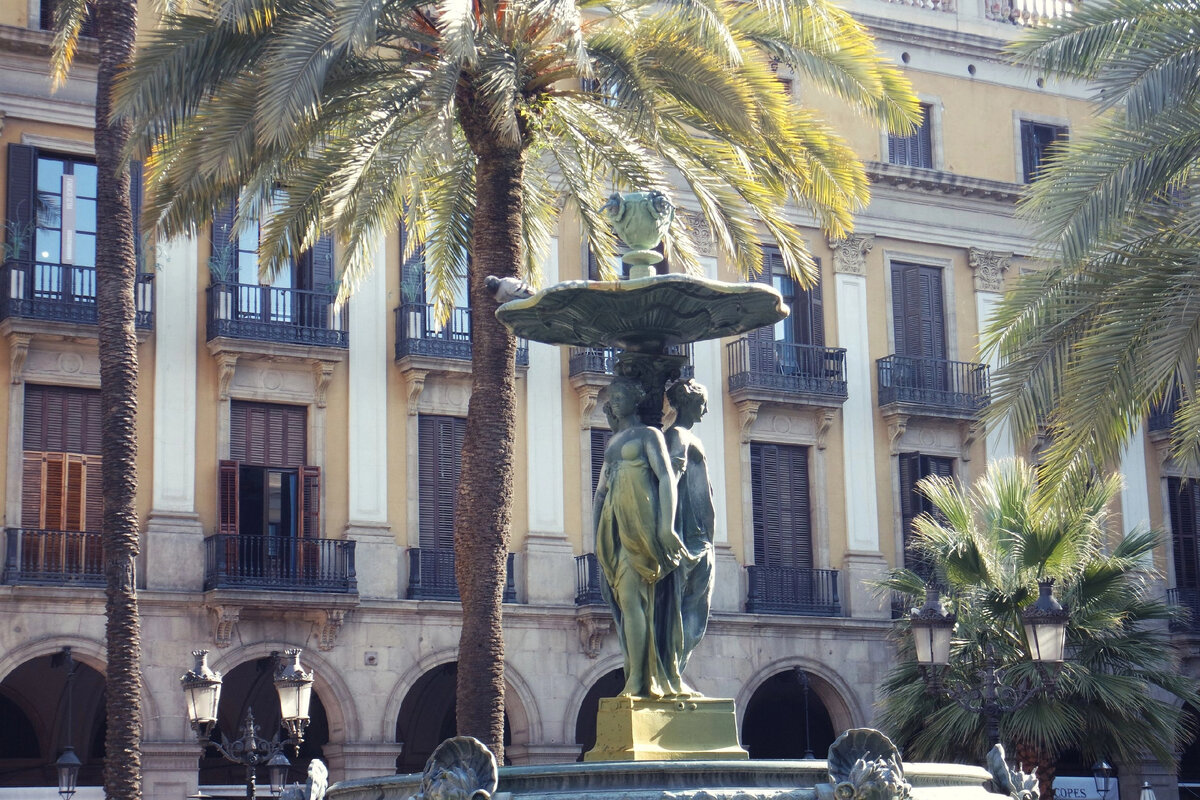 Три грации на Королевской площади