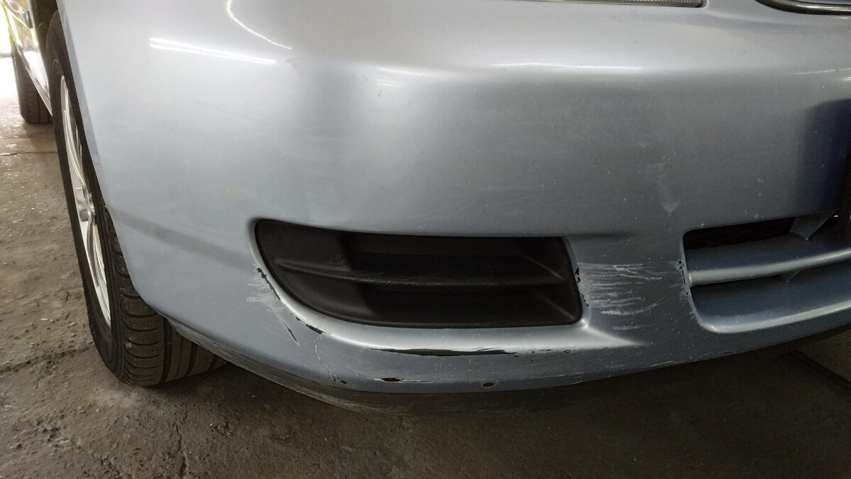 передний бампер