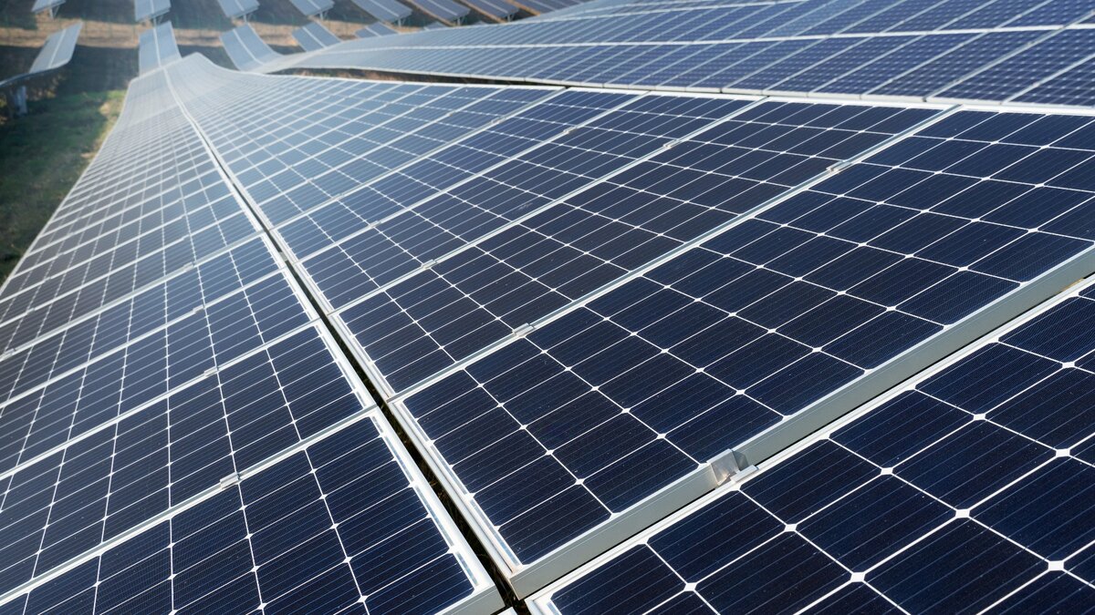 *Солнечные панели 