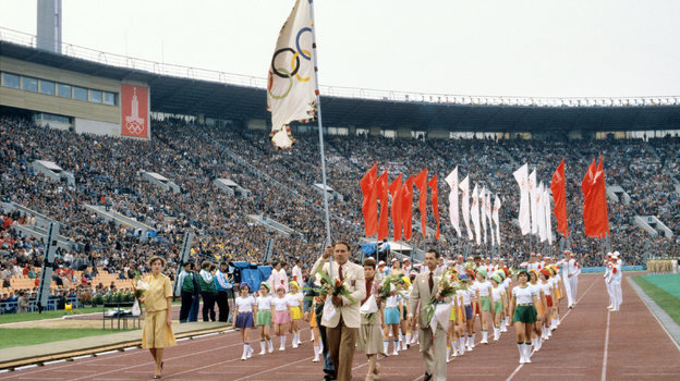 19 июля 1980 года. Москва. Парад участников на церемонии открытия Игр. Фото ТАСС