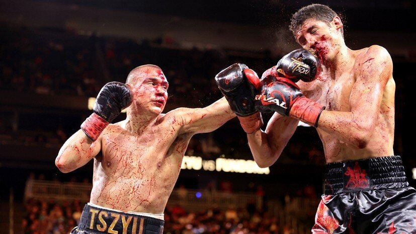     Боксёры Тимофей Цзю и Себастьян Фундора Gettyimages.ru Steve Marcus / Stringer