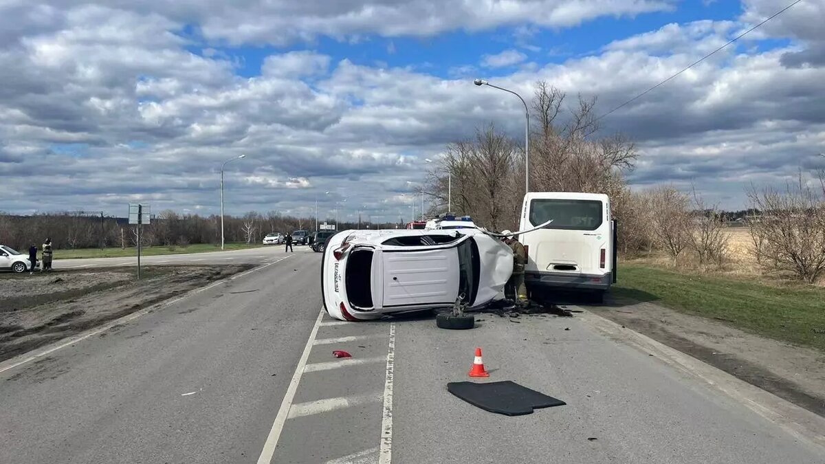     Три человека пострадали в массовом ДТП в Ростовской области, поделились подробностями в Госавтоинспекции региона.