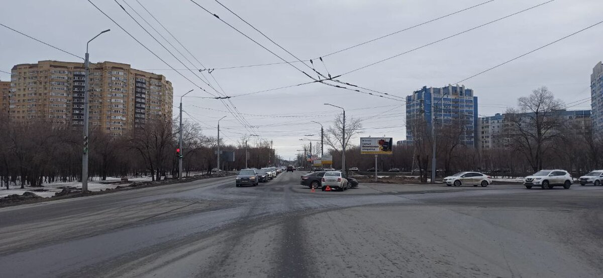    Camry в бок. 12-летний мальчик пострадал в ДТП на Театральной в Оренбурге Белов Михаил Александрович