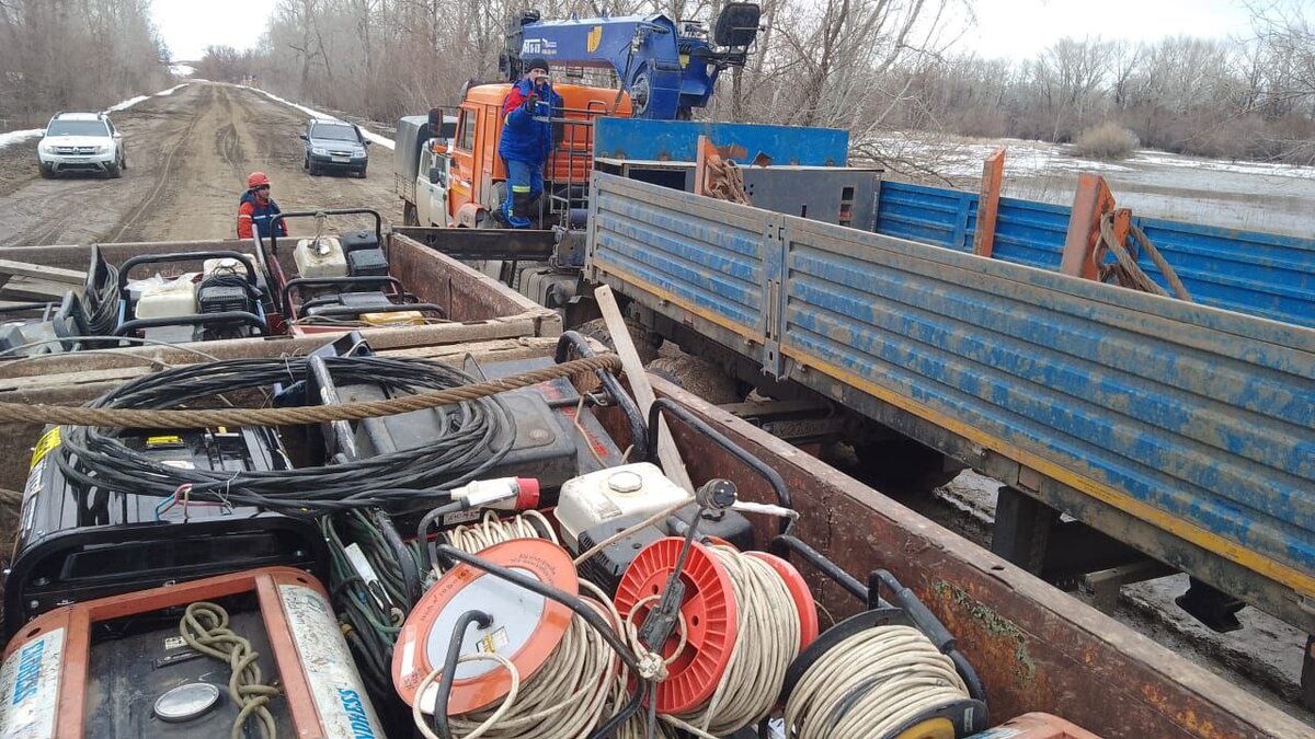    Три села под Соль-Илецком остались без света из-за паводка