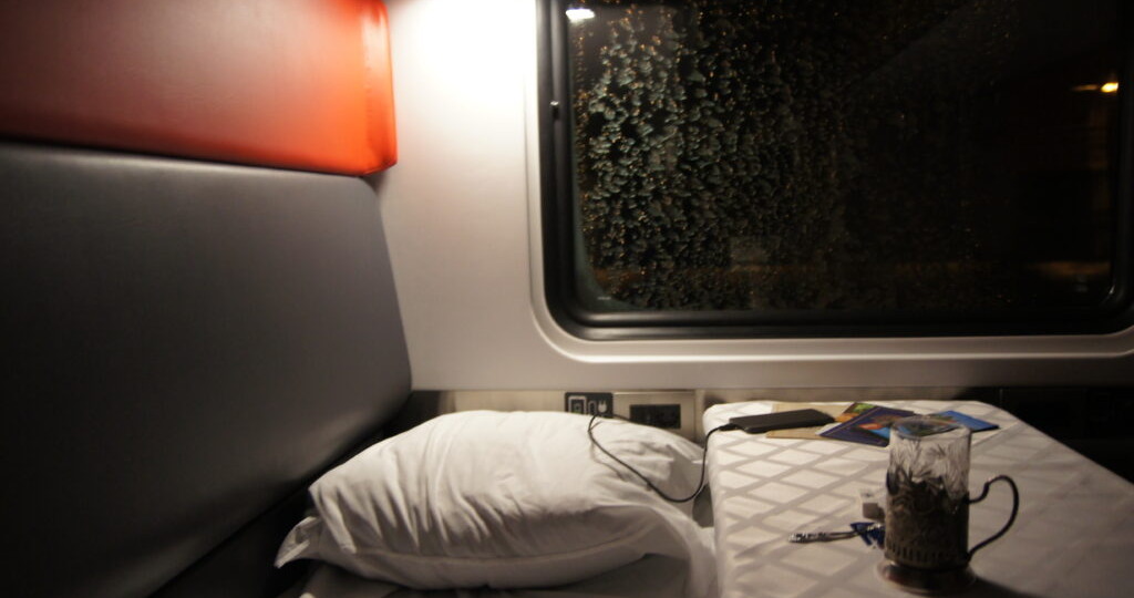 «Случайно купил билет в женское купе. Пустят ли меня?», или Все о гендерных купе