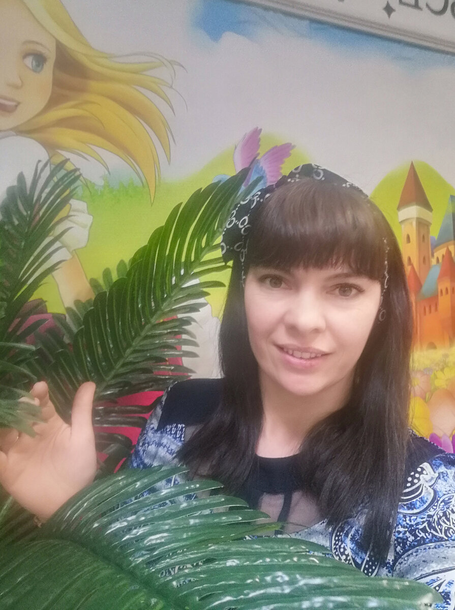 На фото автор канала