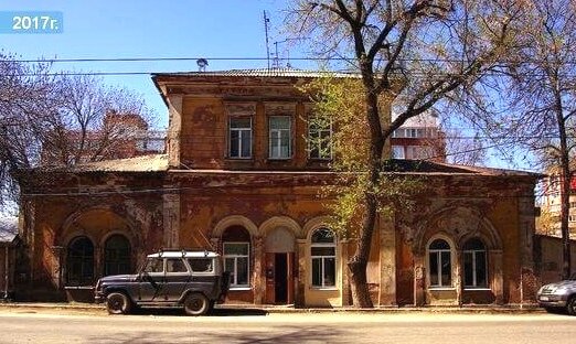 Алексея Толстого, 40