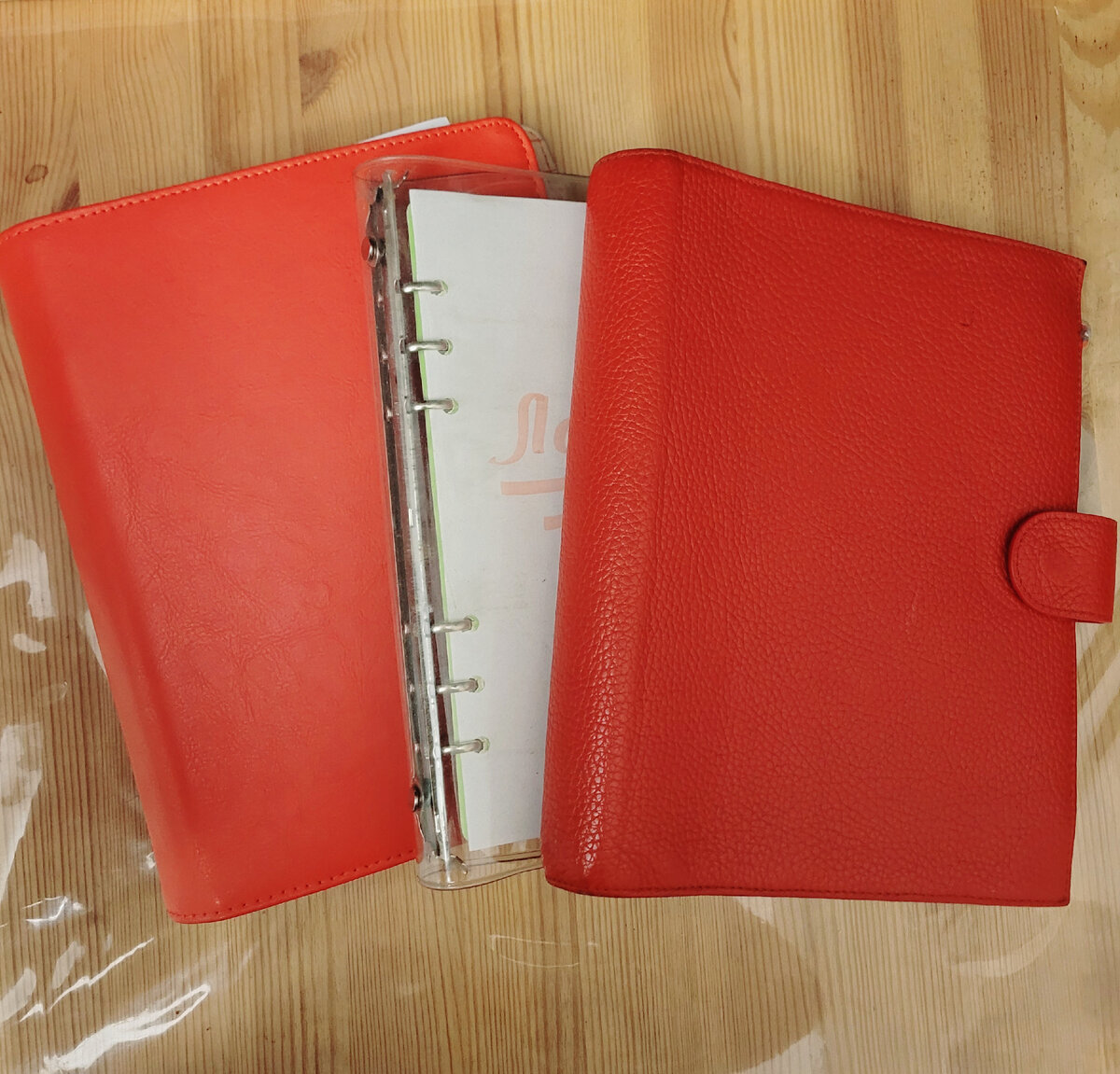 Три моих кита: два тематических и один рабочий. Но не тот рабочий, что рабочий сейчас, а рабочий из прошлого. Наверное есть смысл перенести в него наполнение из рабочего-раьочего.. или нет? Сто там осталось работать