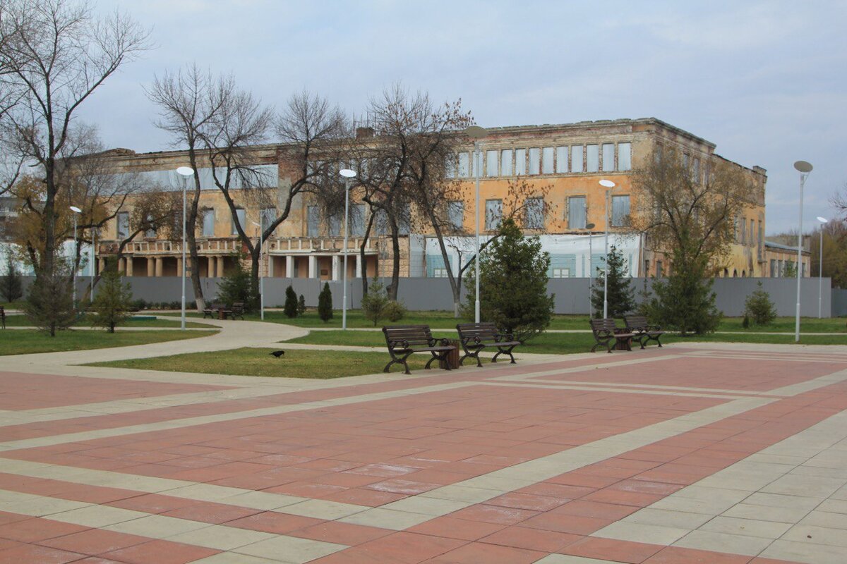 Дом офицеров, где в 1941-1942 годах жила Марина Раскова и руководство женских авиаполков