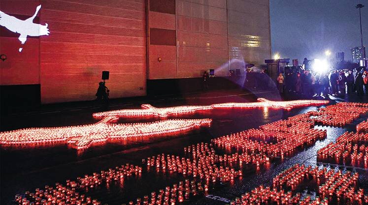    МИХАИЛ ТЕРЕЩЕНКО/ТАСС По всей стране проходит акция «Журавли» в знак памяти о жертвах теракта в «Крокус сити холле» в подмосковном Красногорске