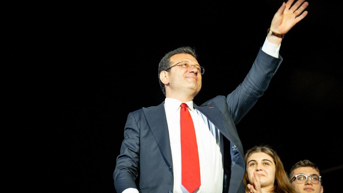 предварительный подсчет голосов на выборах 2024. итоги выборов президента рф. люди голосуют на выборах. подсчет бюллетеней. предварительный подсчет голосов на выборах 2024.