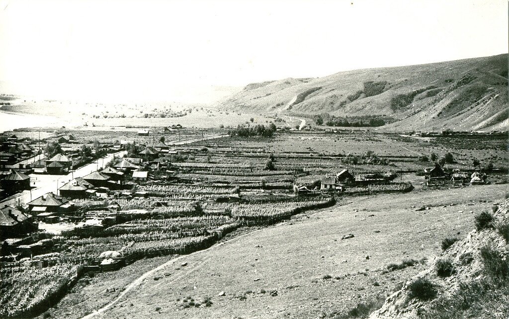 От Пристани отчалит теплоход | Газета "Грани" Новосёловский район | Дзен