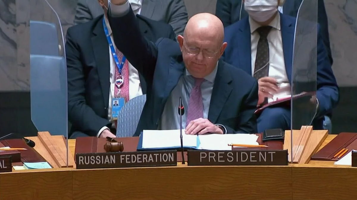 Наш представитель в ООН Василий Небензя заявил, что вето стало следствием нежелания коллективного Запада учитывать предложения России.  