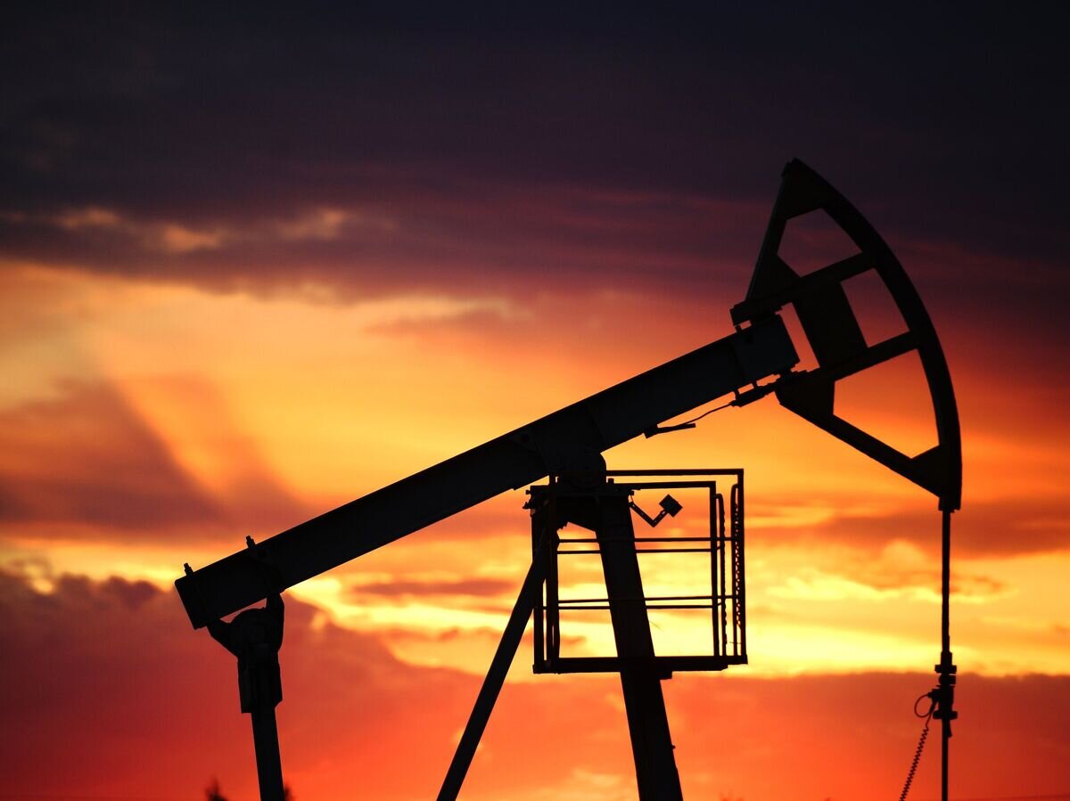    Добыча нефти© РИА Новости . Максим Богодвид