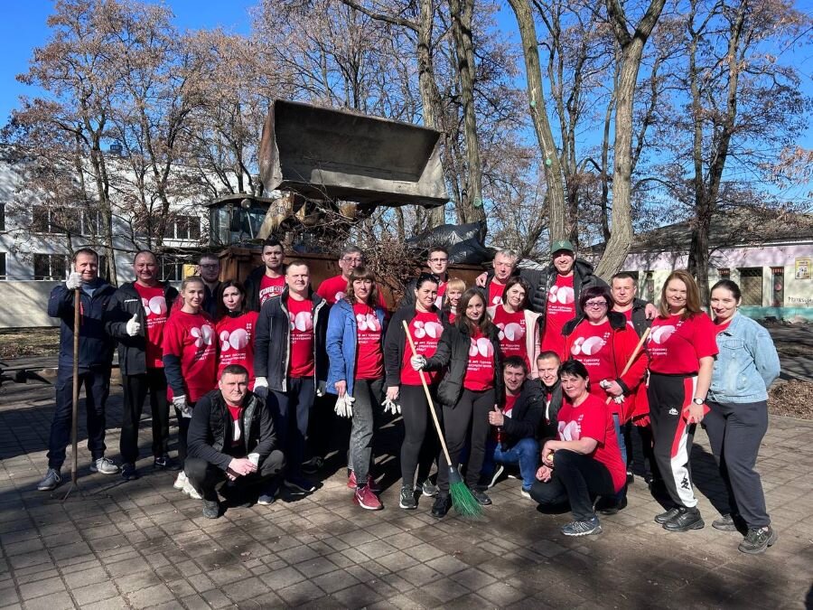    Трудящиеся КАЗ приняли участие в общегородском субботнике по благоустройству родного города