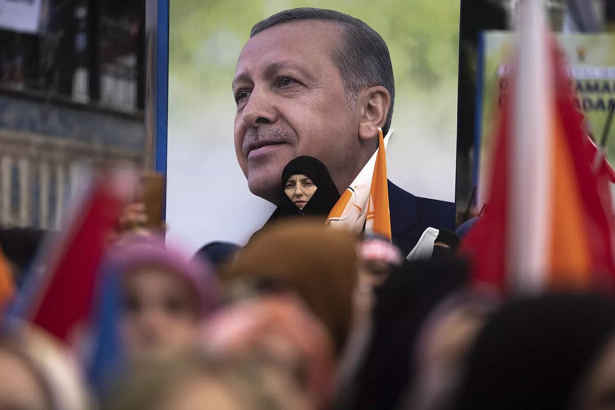 © AP Photo / Khalil Hamra