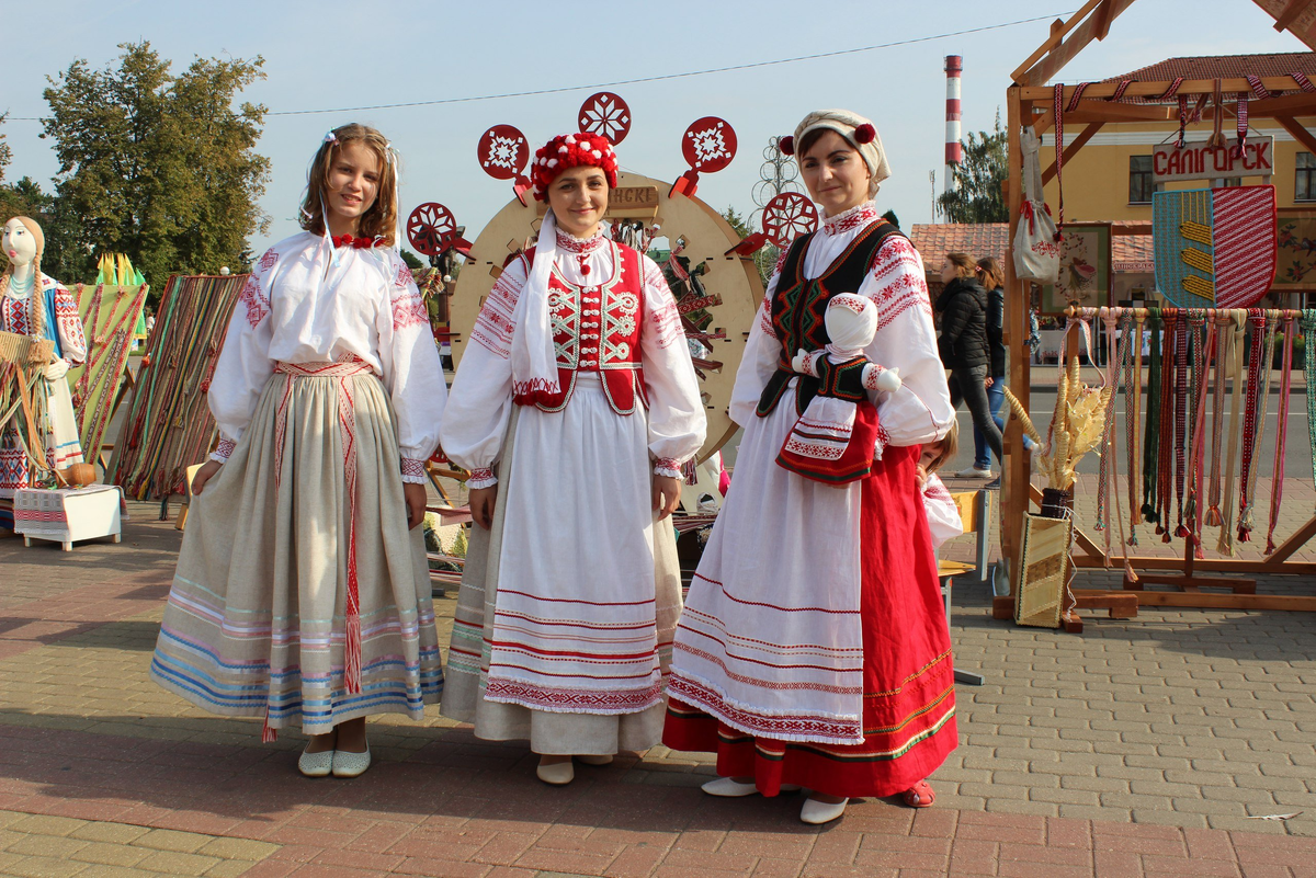 Белорусский народный костюм в русской живописи фото Кривичи: что за славянское племя стало предками белорусов и помогло в основании 