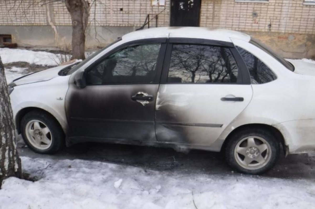    Карталинец хотел отомстить знакомому, но перепутал и поджег другую машину