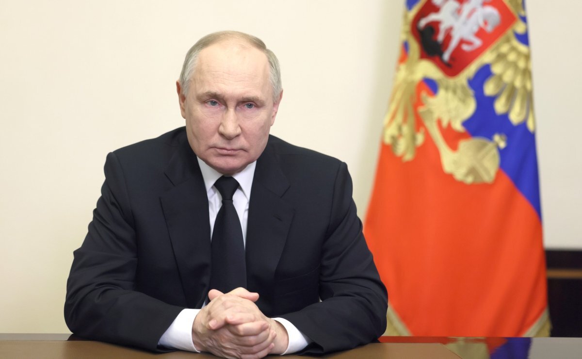    Путин поручил представить предложения о новом детском центре реаниматологии