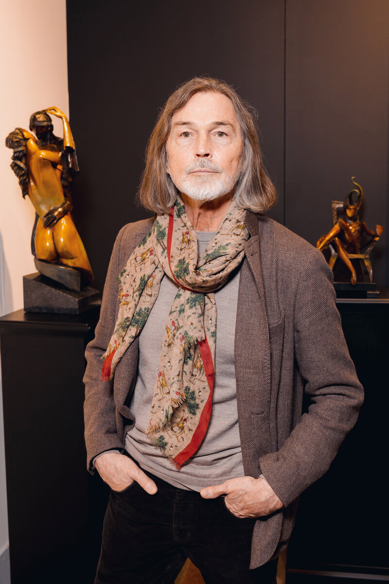 Художник Никас Сафронов 