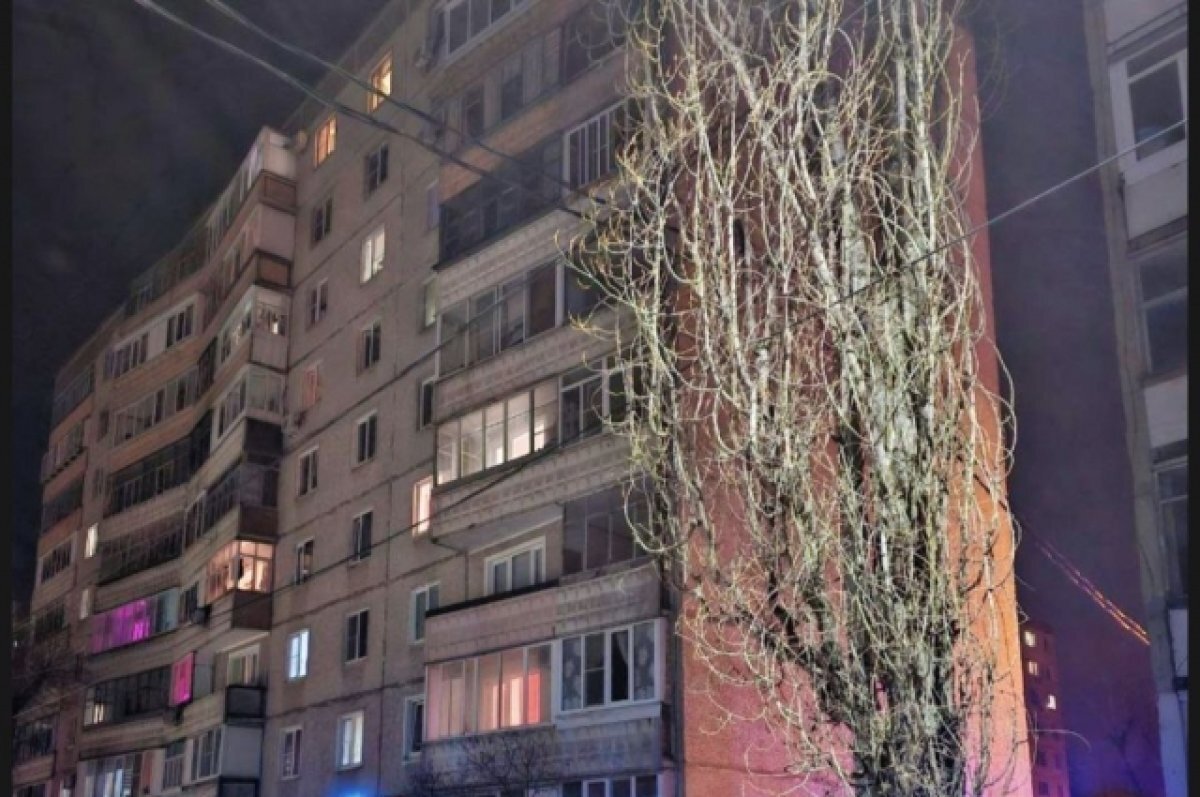    В Воронеже 19 человек спасли из пожара в девятиэтажке на улице Туполева
