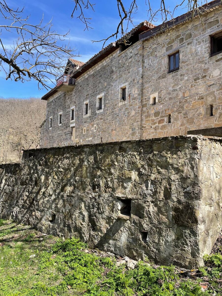 Листайте галерею