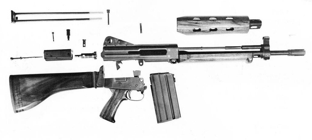 Винтовка AR-16. Неполная разборка.