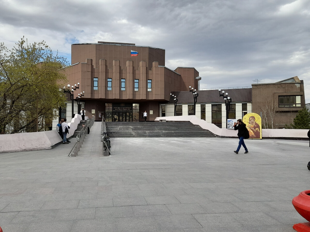 Фото автора. Здесь учат будущую творческую интеллигенцию